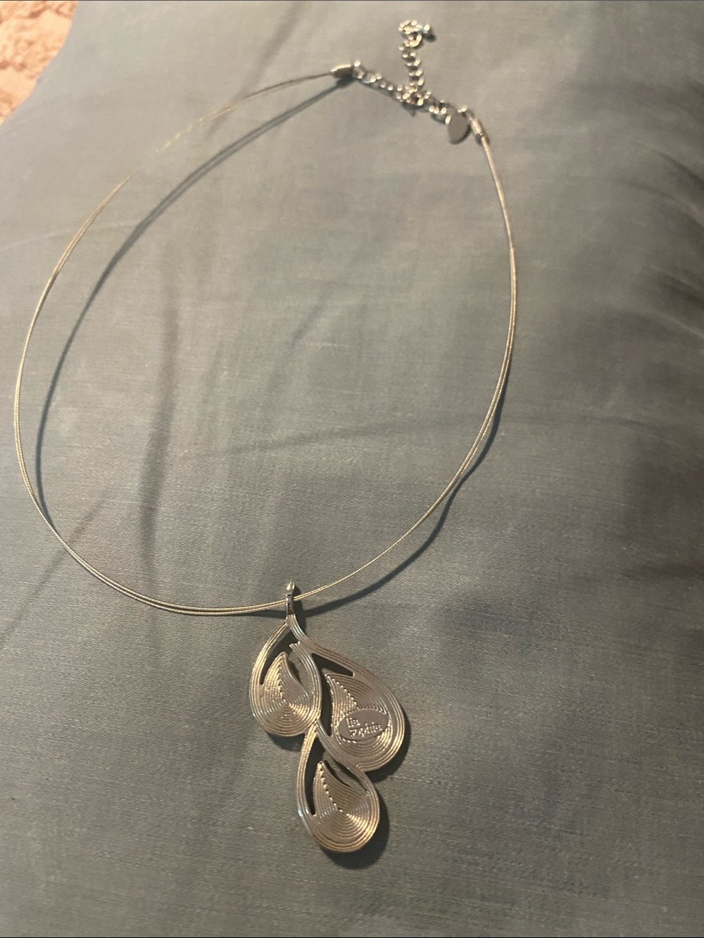 Silver Teardrop Pendant Necklace with Black and Cream Stones - Picture 3 of 4